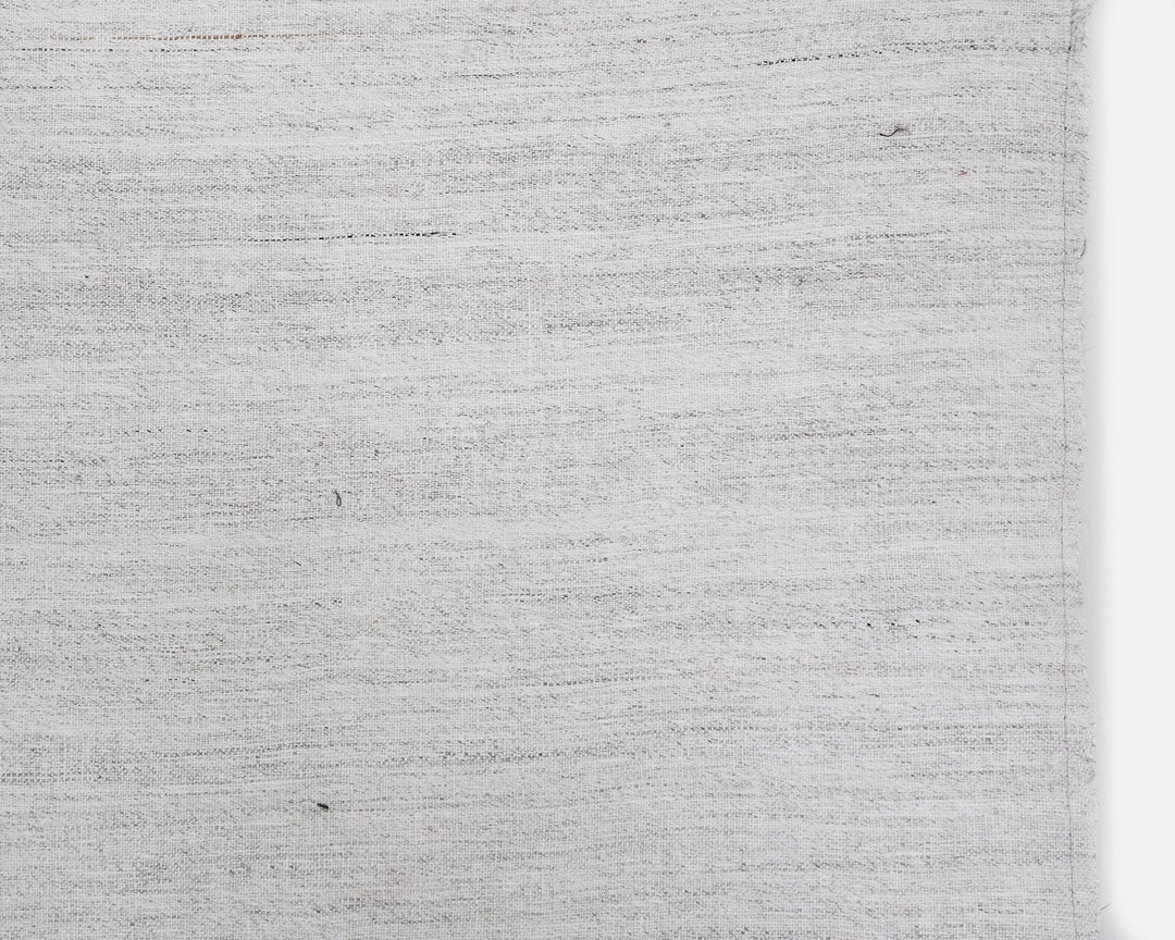 White Kilim Rug 5' 8" x 9' 3" | No. VR91351