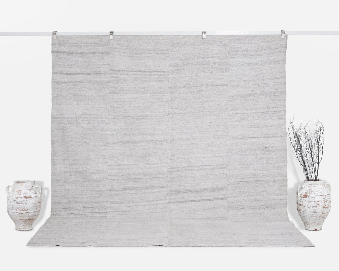 Gray Kilim Rug 8' 2" x 9' 2" | No. VR22672