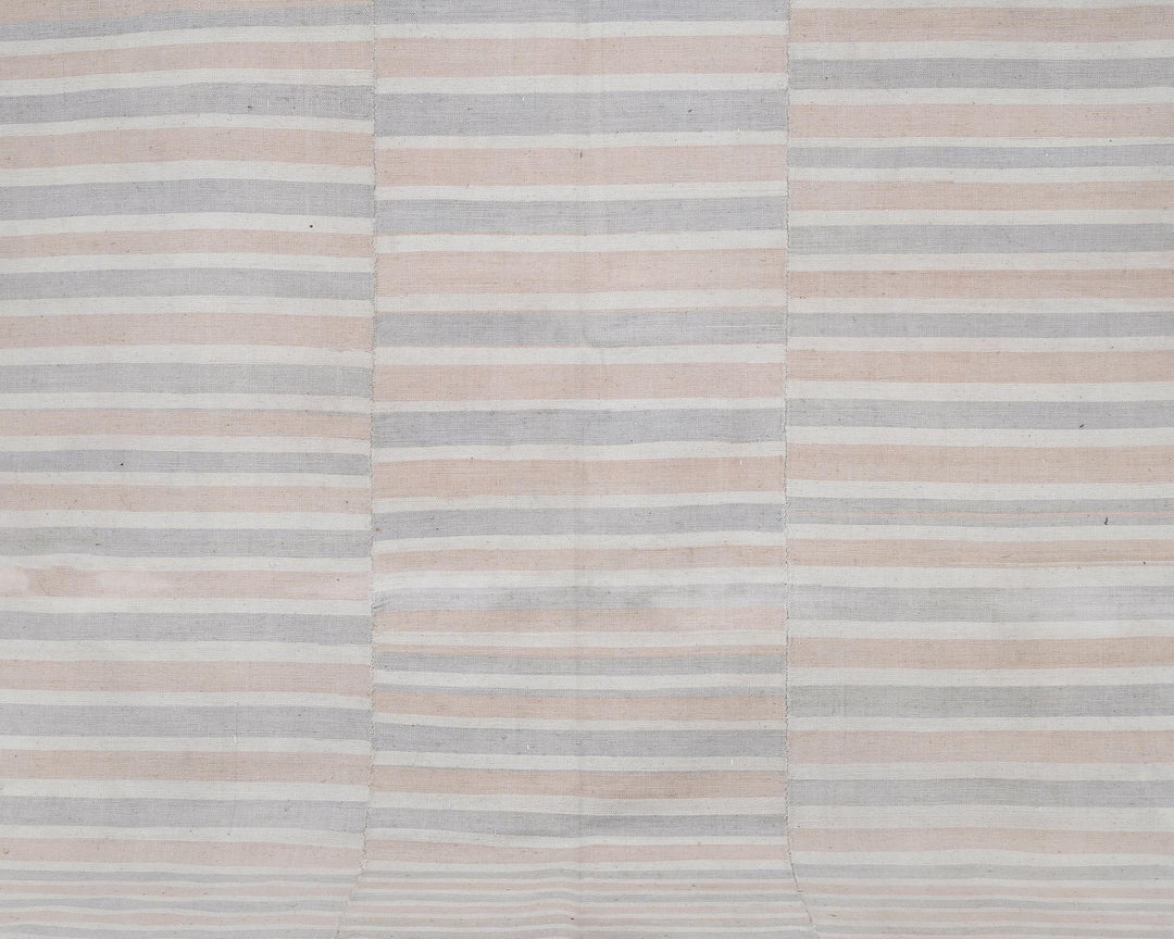Neutral Kilim Rug 5' 1" x 8' 2" | No. VR59452