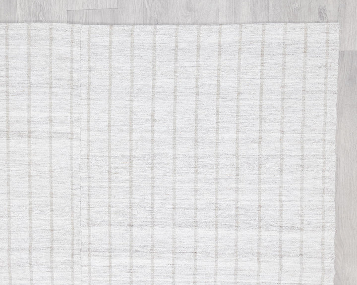 White Kilim Rug 7' x 5' | No. VR13055