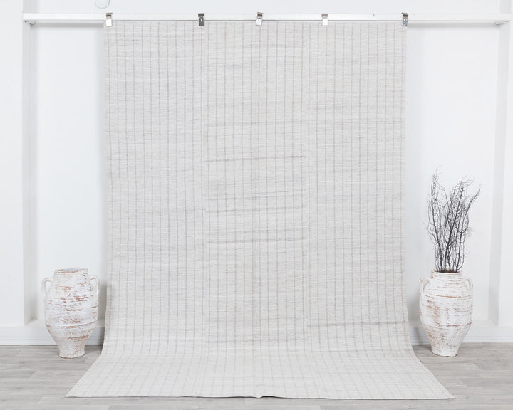 White Kilim Rug 7' x 5' | No. VR13055