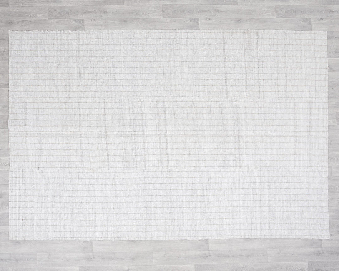 White Kilim Rug 7' x 5' | No. VR13055