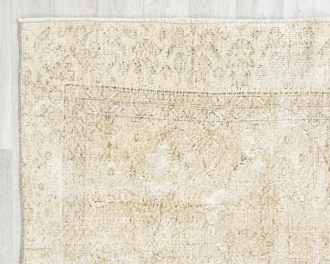 Oushak Rug 5' 8" x 9' 11" | No. VR94545
