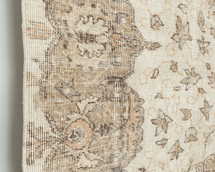 Beige Oushak Rug 5' 11" x 9' | No. VR29258