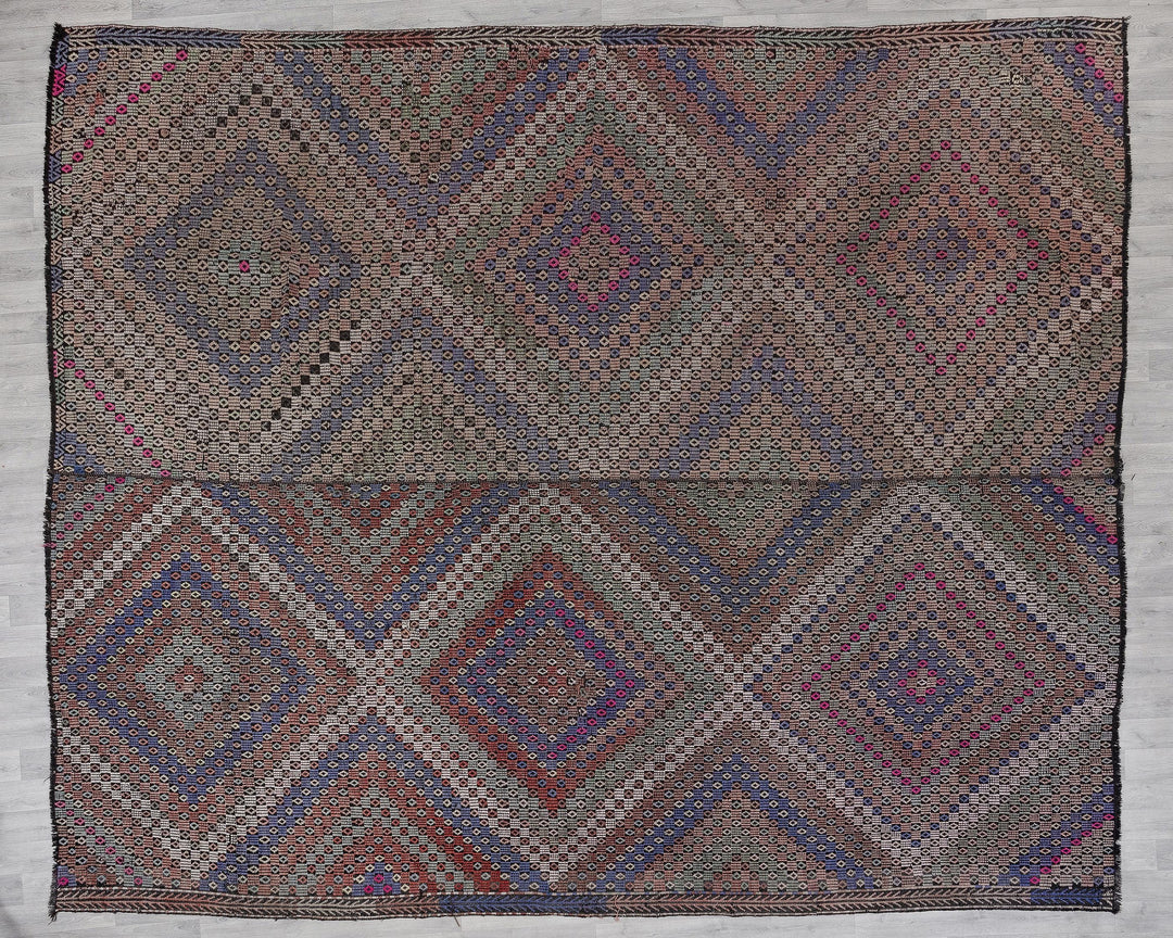 Kilim Rug 11' 7" x 13' 1" | No. VR65042