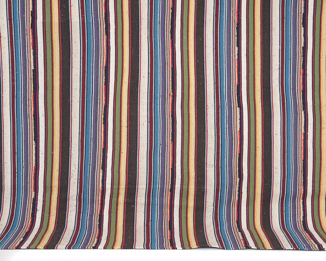 Kilim Rug 7' 4" x 7' 8" | No. VR20044