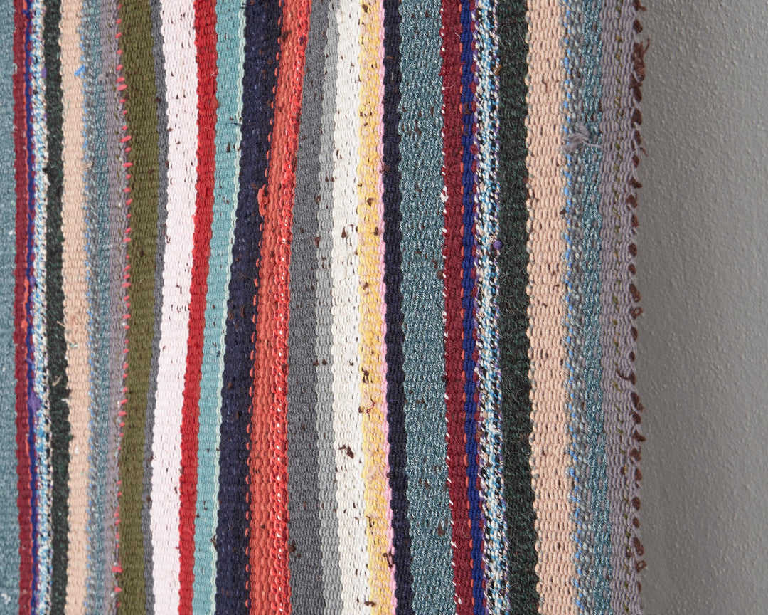 Kilim Rug 6' 9" x 8' | No. VR26751