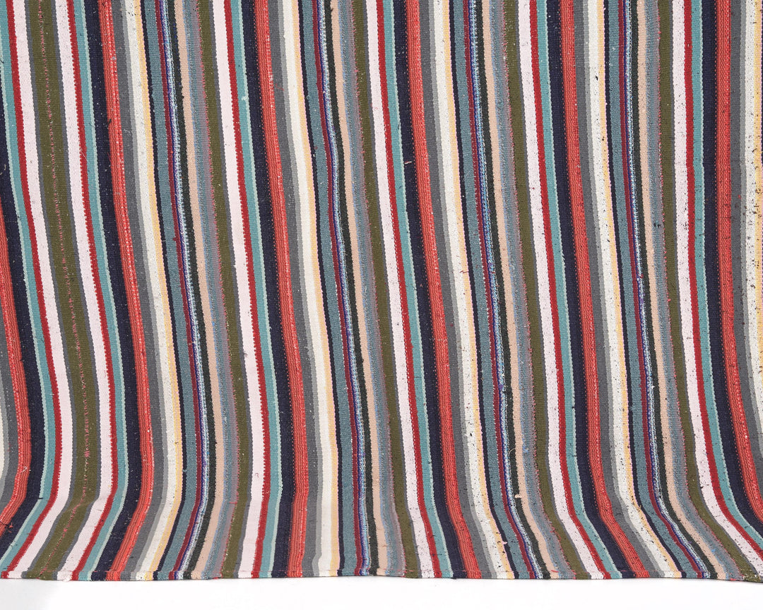 Kilim Rug 6' 9" x 8' | No. VR26751