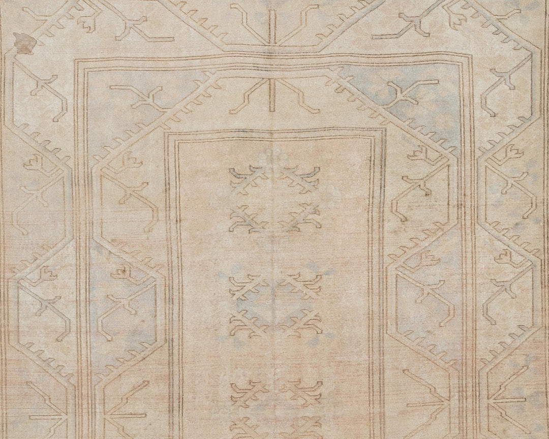 Beige Oushak Rug 6' 5" x 9' 8" | No. VR86172