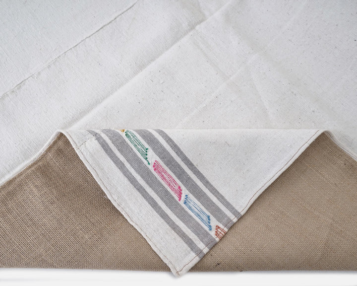 White Kilim Rug 4' 8" x 9' 8" | No. VR37041