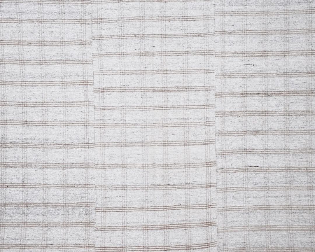 White Kilim Rug 6' x 9' | No. VR82679