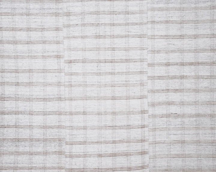 White Kilim Rug 6' x 9' | No. VR82679