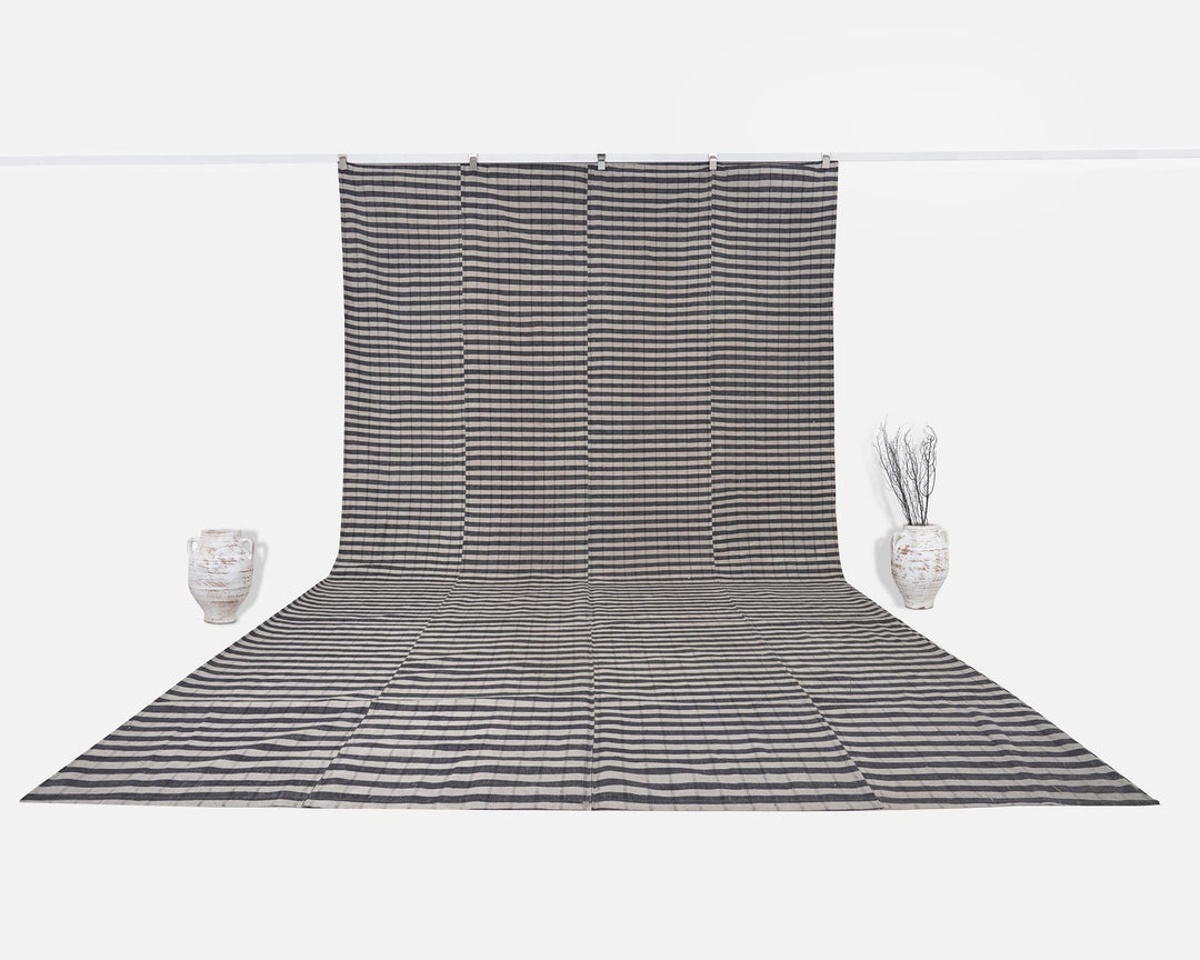 Neutral Kilim Rug 7' 7" x 11' 9" | No. VR67593