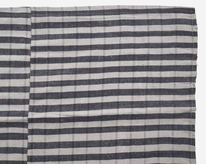 Neutral Kilim Rug 7' 7" x 11' 9" | No. VR67593