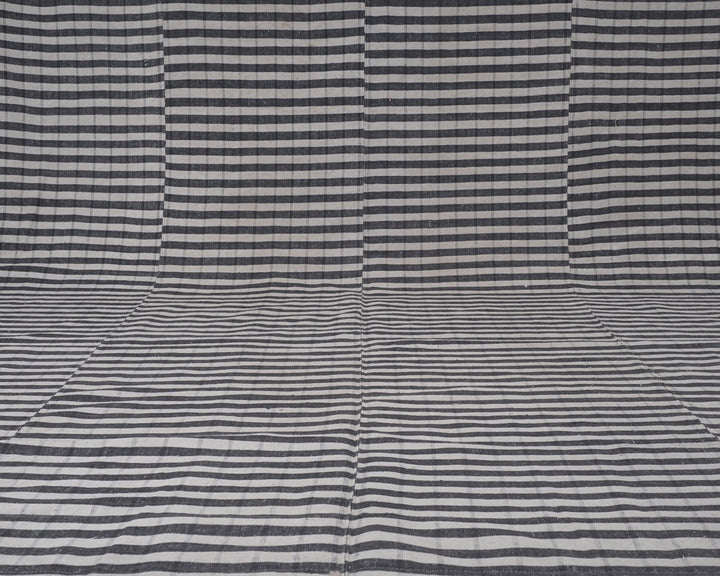 Neutral Kilim Rug 7' 7" x 11' 9" | No. VR67593