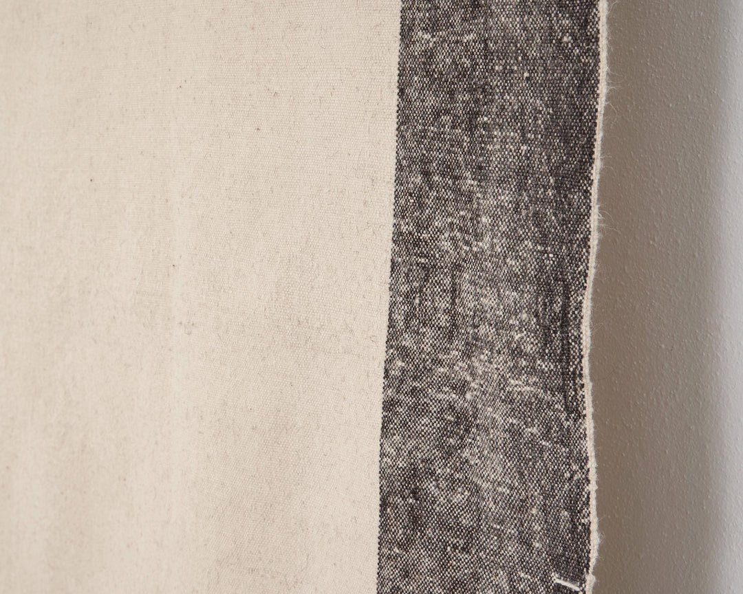 Beige Kilim Rug 5' 4" x 10' 4" | No. VR69051