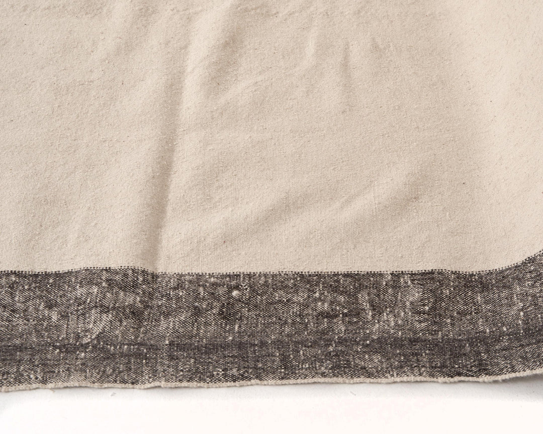 Beige Kilim Rug 5' 4" x 10' 4" | No. VR69051