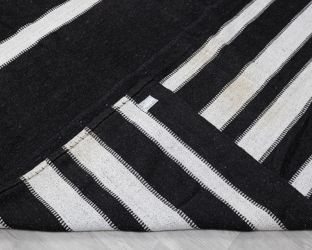 Brown Kilim Rug 12' 10" x 15' 9" | No. VR54675