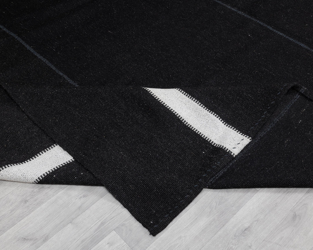 Brown Kilim Rug 13' 1" x 16' 1" | No. VR11529