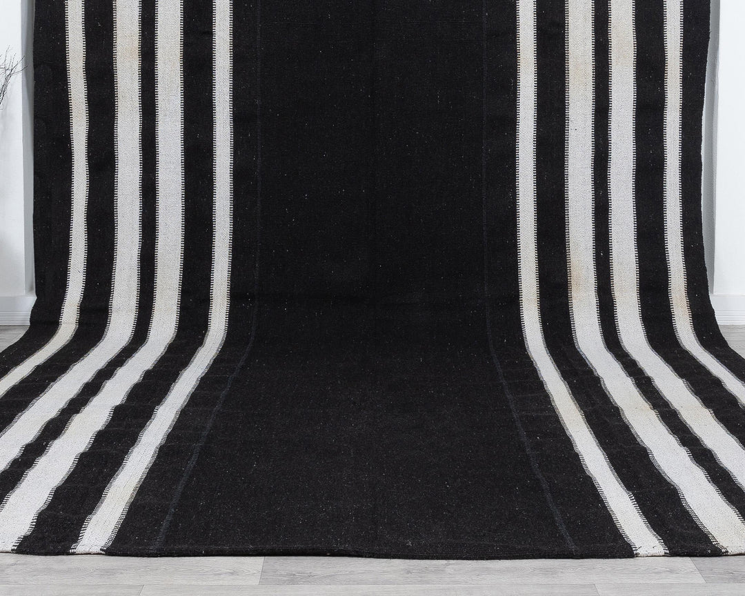 Brown Kilim Rug 9' 9" x 12' 4" | No. VR99394