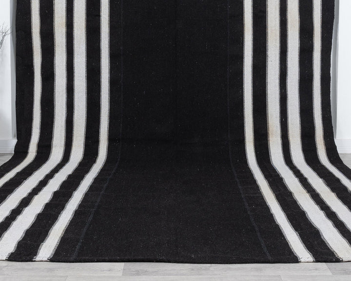 Brown Kilim Rug 9' 9" x 12' 4" | No. VR99394