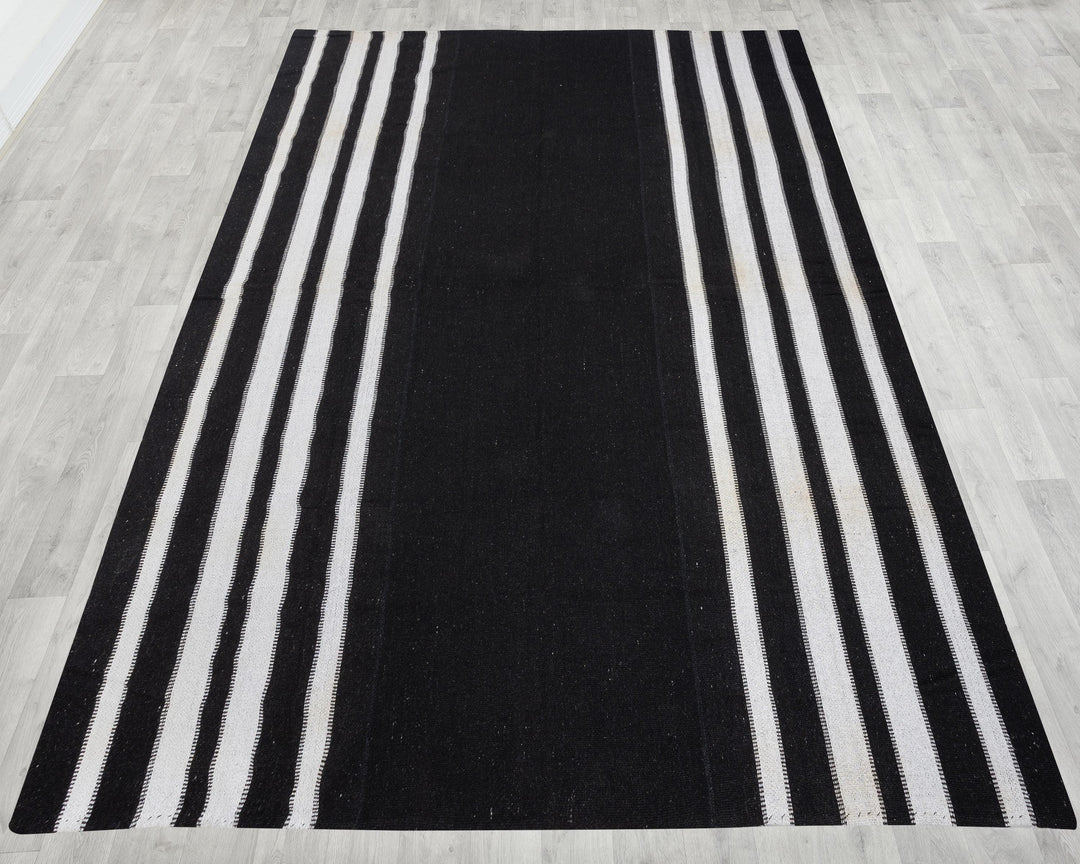 Brown Kilim Rug 9' 9" x 12' 4" | No. VR99394
