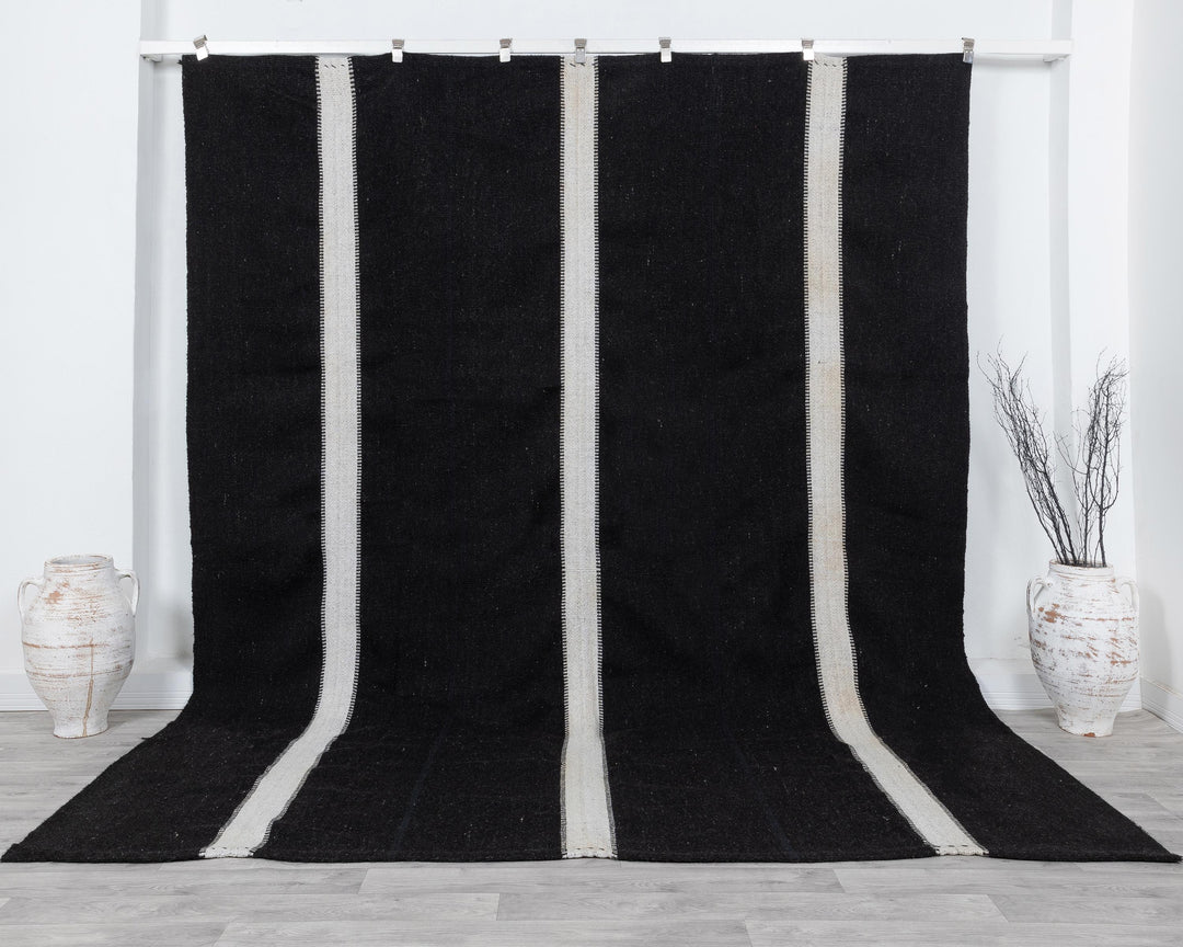 Brown Kilim Rug 8' 6" x 10' 1" | No. VR72850