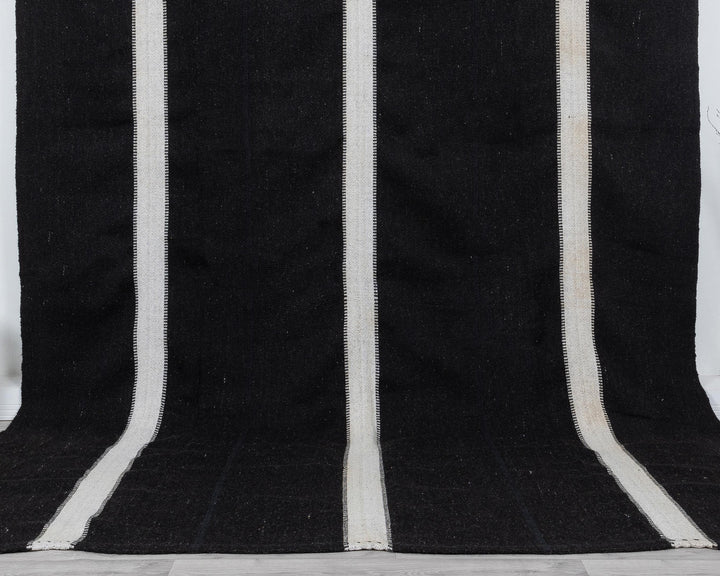 Brown Kilim Rug 8' 6" x 10' 1" | No. VR72850