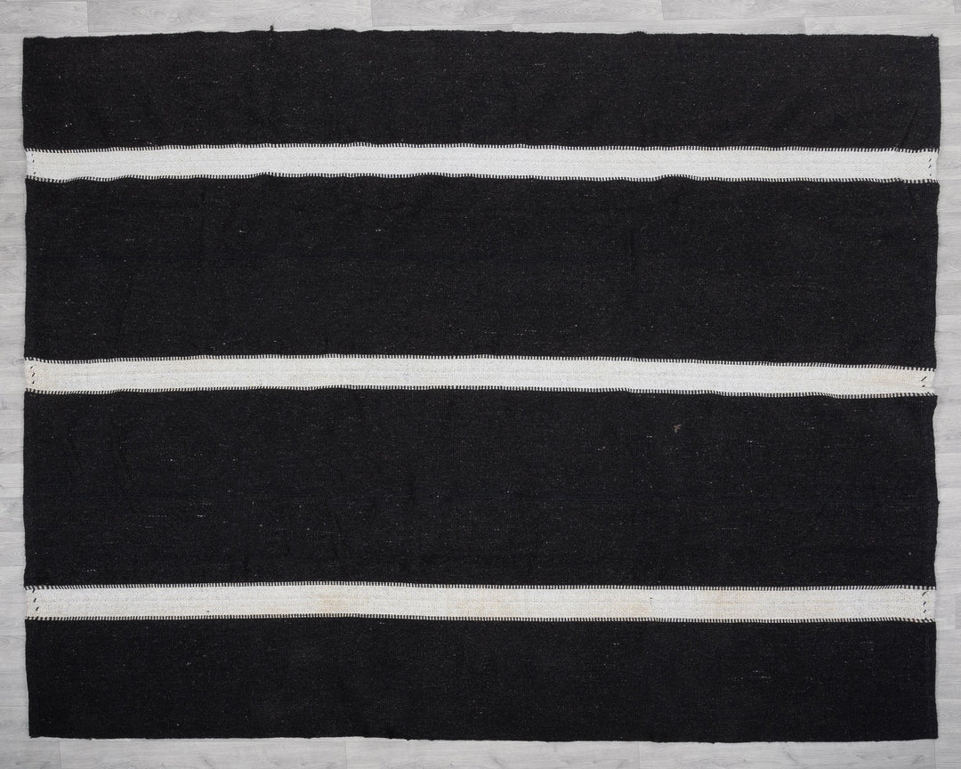 Brown Kilim Rug 8' 6" x 10' 1" | No. VR72850