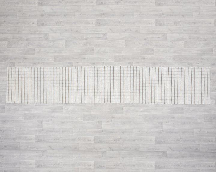 White Runner Rug 2' x 11' 2" | No. VR19752