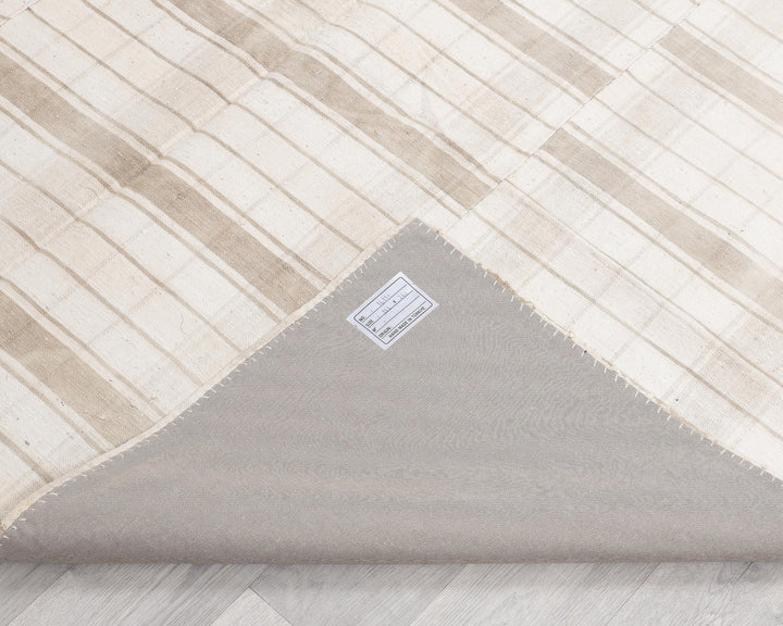 Beige Kilim Rug 5' 1" x 8' 6" | No. VR55935
