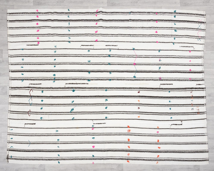 White Kilim Rug 6' 6" x 9' 9" | No. VR44539