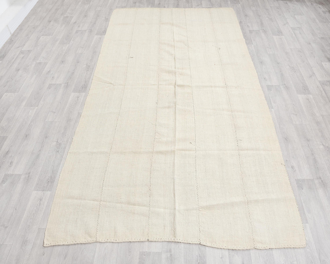 Beige Kilim Rug 5' 1" x 9' 10" | No. VR79334