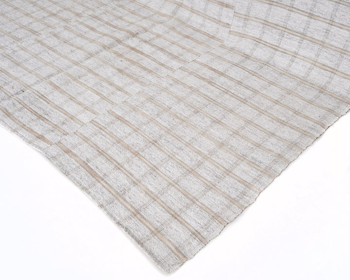 Neutral Kilim Rug 5' 11" x 9' 5" | No. VR20100