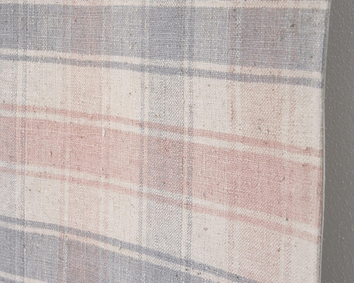 Kilim Rug 5' 6" x 9' 5" | No. VR49138