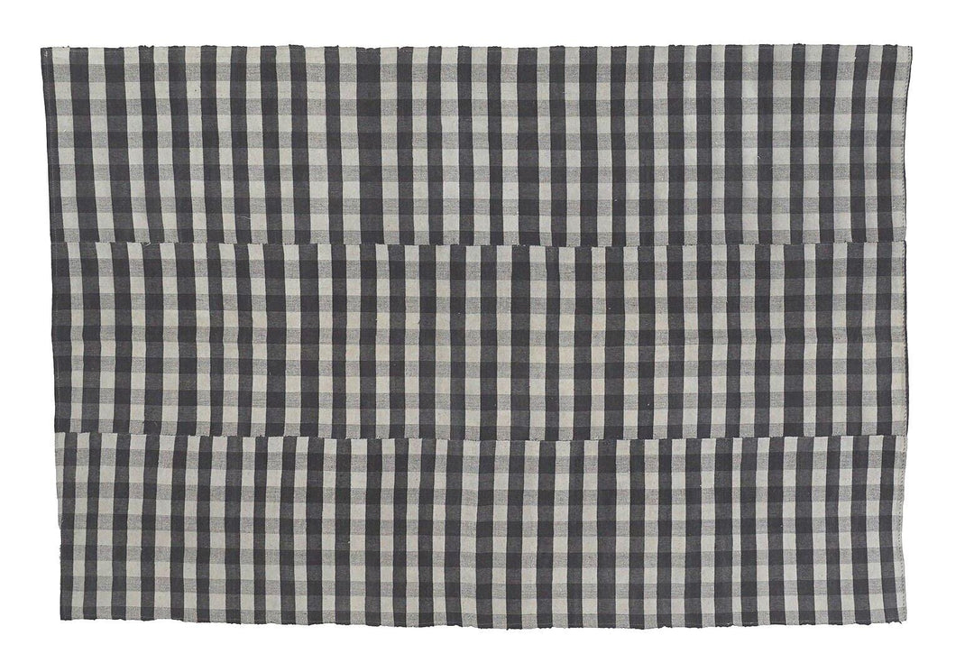 Kilim Rug 5' 2" x 7' 8" | No. VR20071