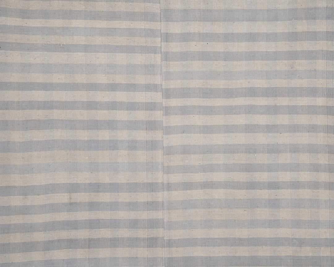 Faded Kilim Rug 5' 1" x 7' 10" | No. VR22707