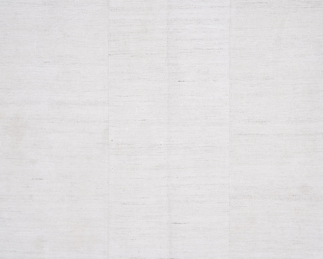 White Kilim Rug 5' 1" x 7' 6" | No. VR36133