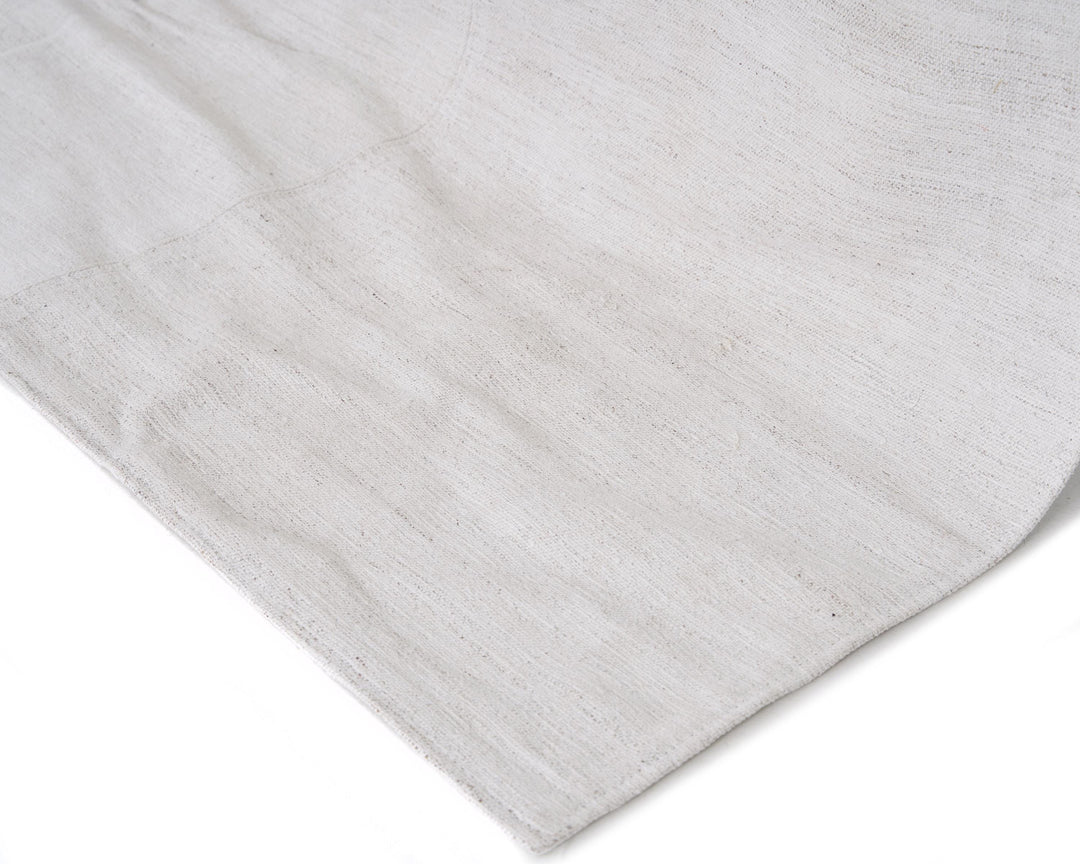 White Kilim Rug 5' 1" x 7' 6" | No. VR36133