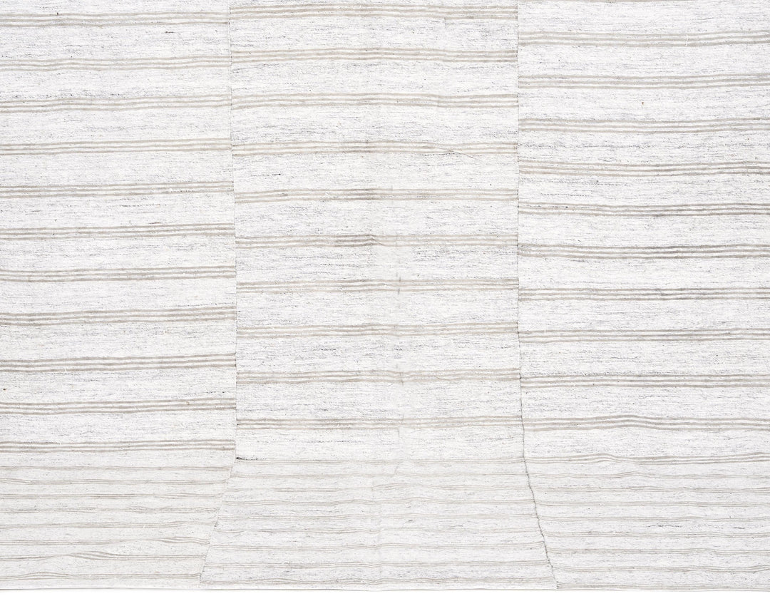 White Kilim Rug 5' 8" x 8' 11" | No. VR14448