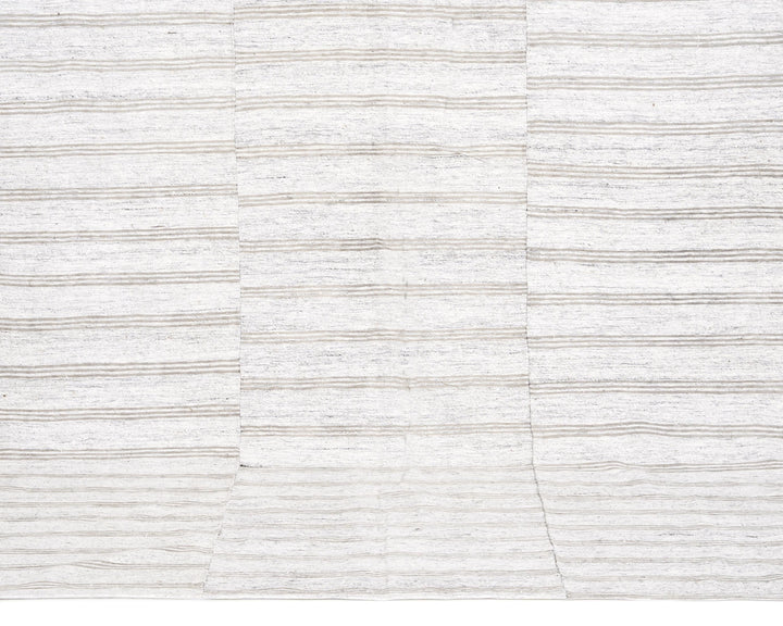 White Kilim Rug 5' 8" x 8' 11" | No. VR14448
