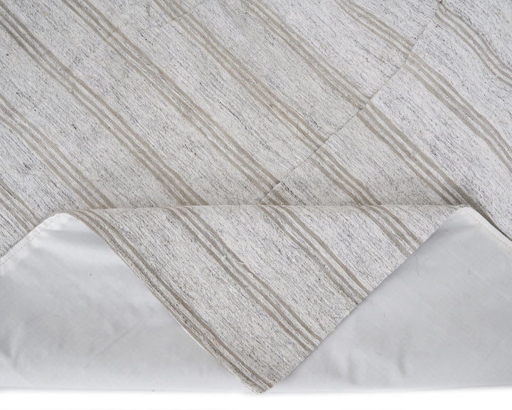 White Kilim Rug 5' 8" x 8' 11" | No. VR14448