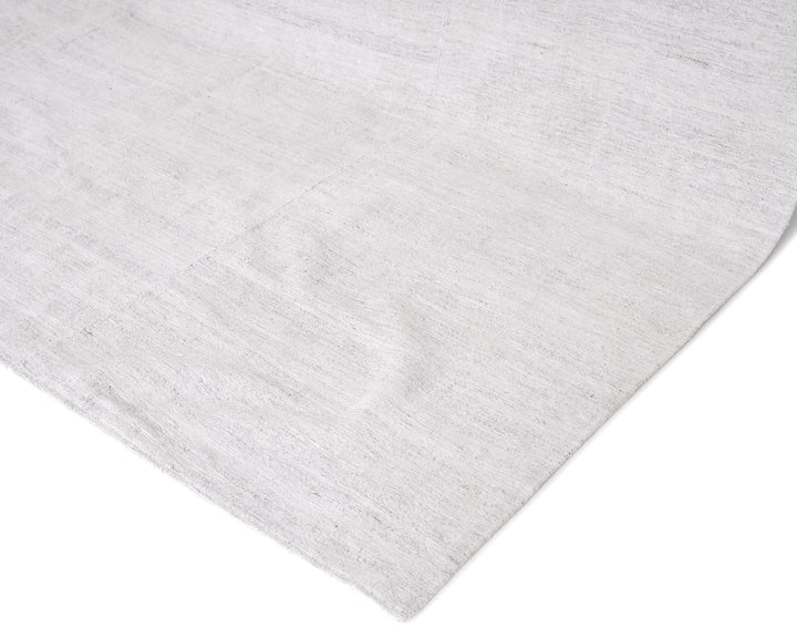 White Kilim Rug 5' 7" x 8' 11" | No. VR79176