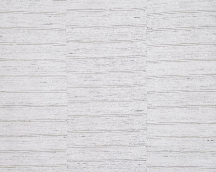 White Kilim Rug 5' 6" x 8' | No. VR70551