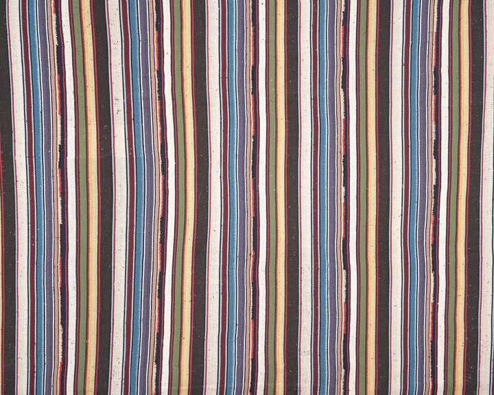 Kilim Rug 7' 4" x 7' 8" | No. VR20044