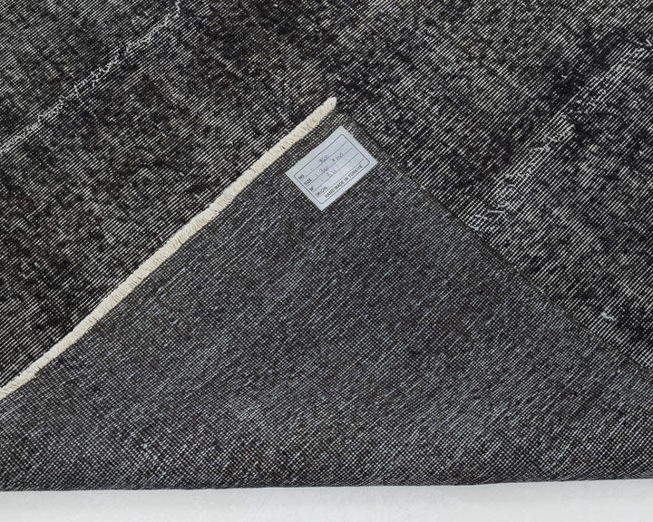 Black Oushak Rug 0' x 11' 2" | No. VR18034