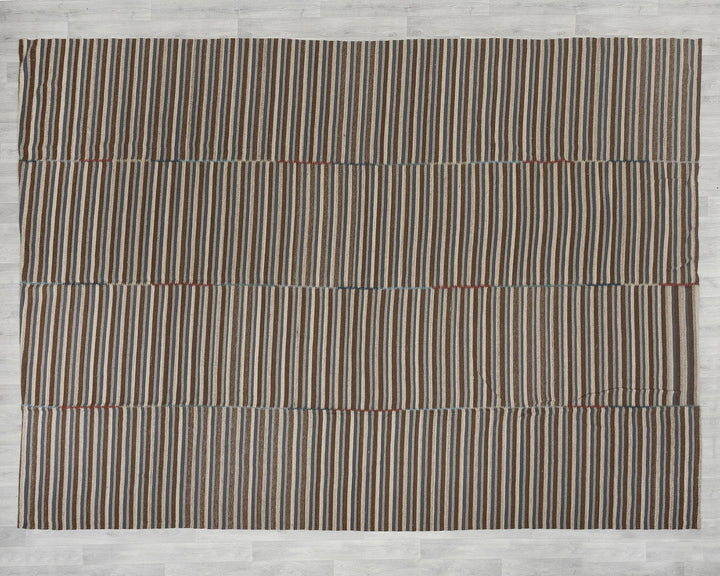 Brown Kilim Rug 9' 10" x 13' 1" | No. VR31162