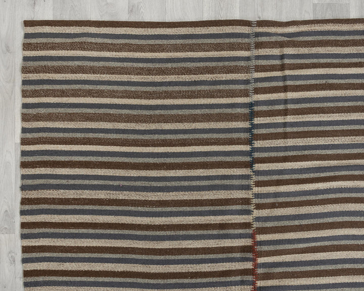 Brown Kilim Rug 9' 10" x 13' 1" | No. VR31162
