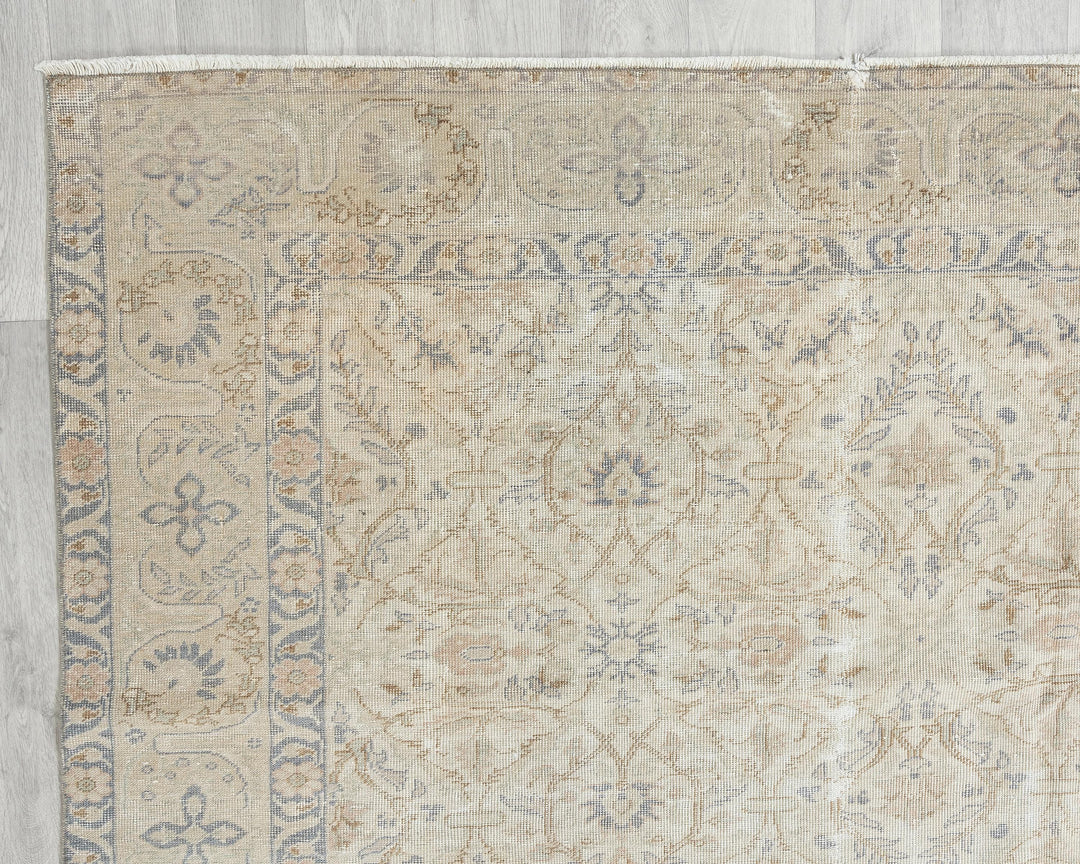 Beige Oushak Rug 6' 8" x 9' 5" | No. VR43221