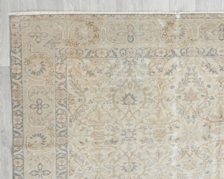 Beige Oushak Rug 6' 8" x 9' 5" | No. VR43221